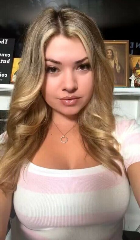 Natalie Winters star pornographic img