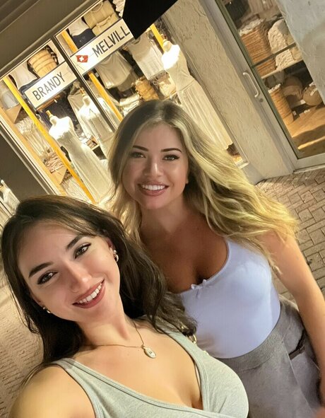 Natalie Winters perfect model image