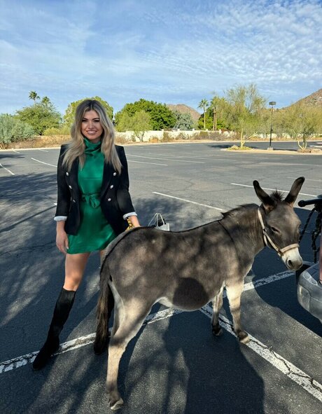 Natalie Winters model naked picture