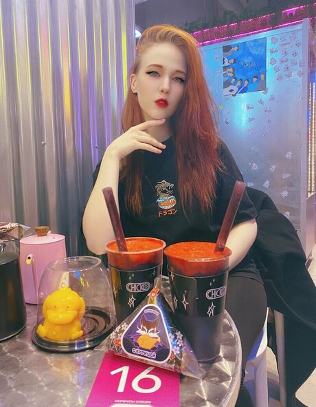 Mercury Cosplay star pornographic pic