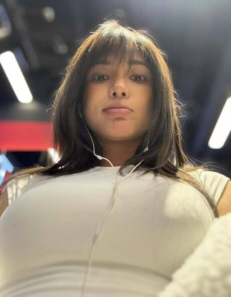 Kana1998 pornstar exclusive photos