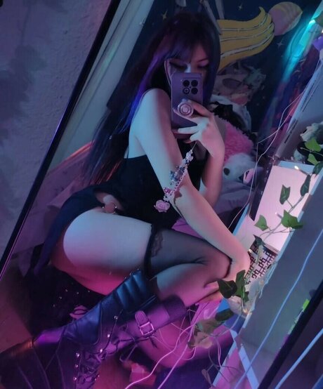 theakaleina xxx actress archive