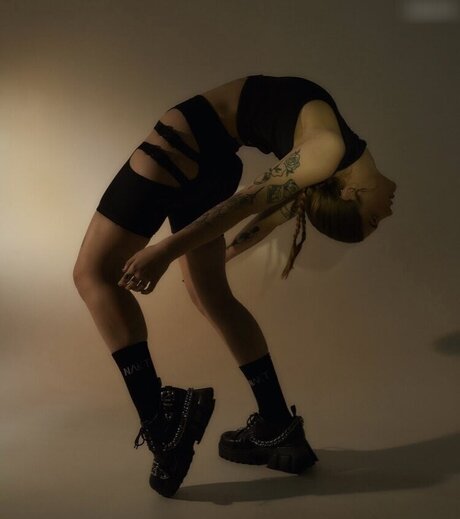 Missirajin naked actress img