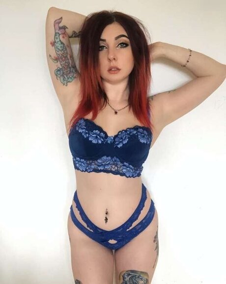 huge shemale onlyfans hot naked pics