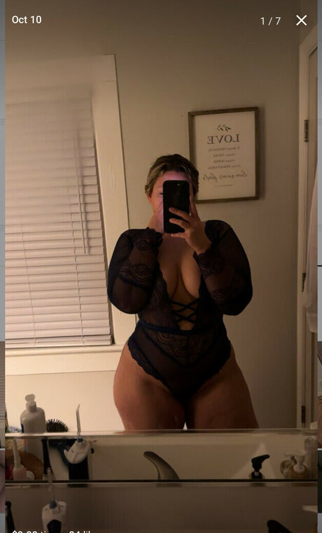 Ahm2758 art model photo