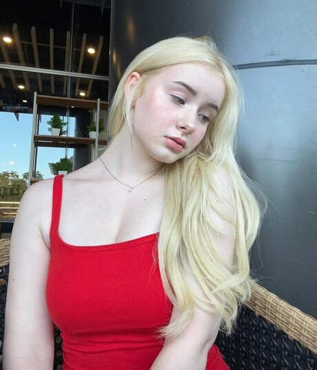 Dasha Gartman star pretty image