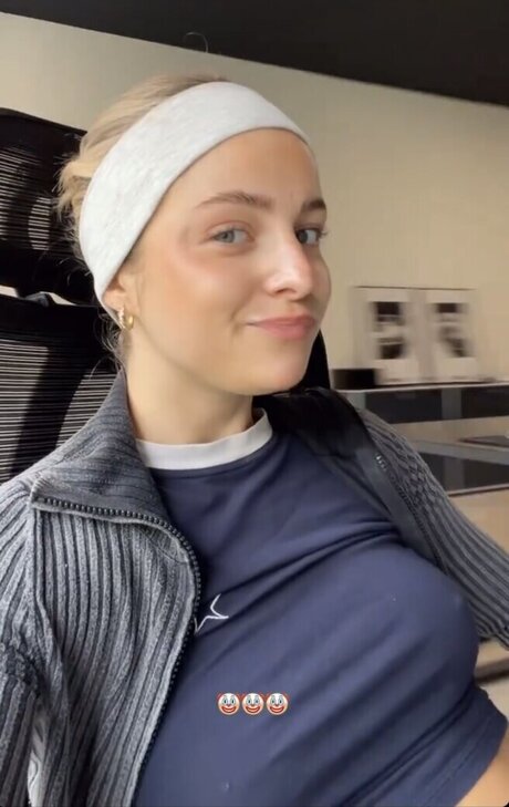 redhead ass onlyfans best pictures