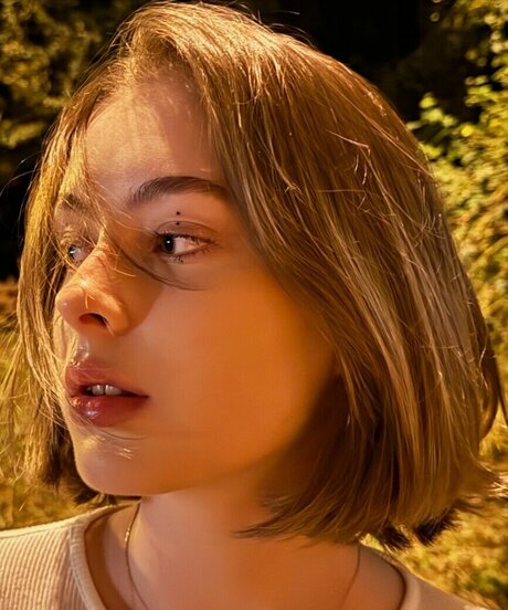 Polina Karpenko model pretty img