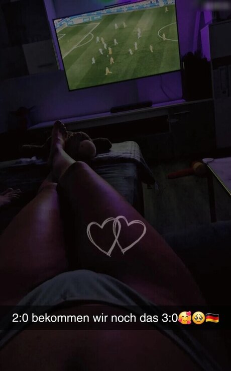 its sunny93 model hot images