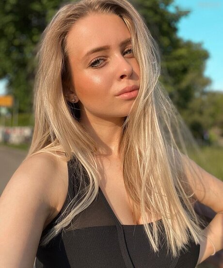 Kati Ktr adult star image