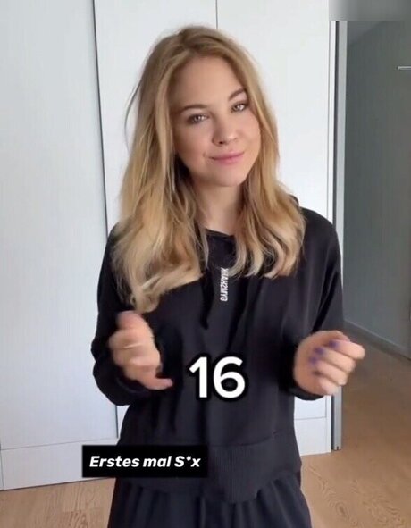 amateur lesbian onlyfans free xxx pic