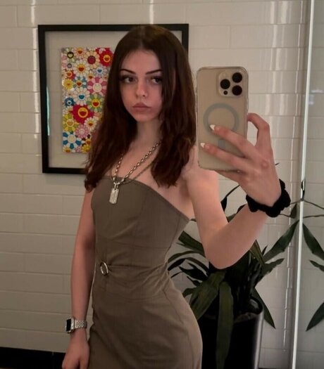 Zion Diamond model pornographic pics