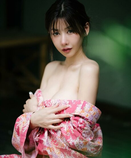 Beth lookgade23 model high quality gallery