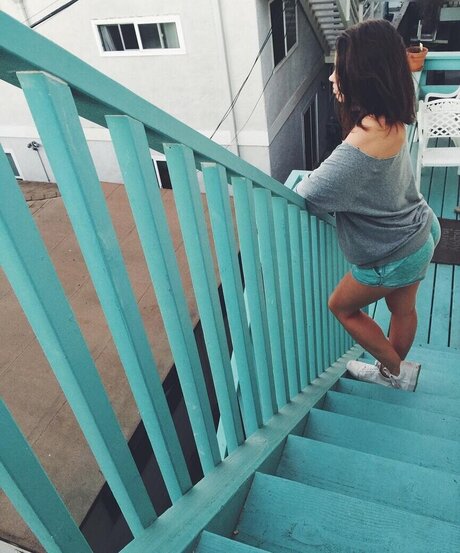 Anna Lea Mende star hd images