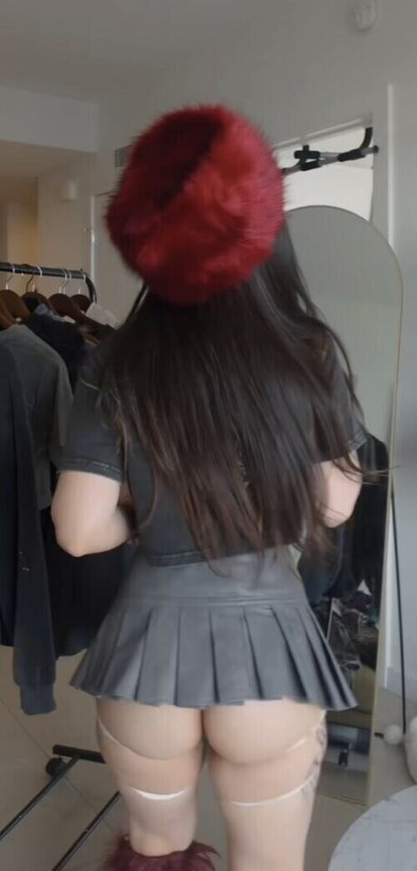 Wavy Brin erotic star photos