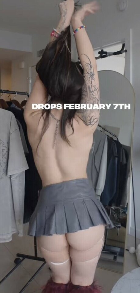 Wavy Brin star xxx photo