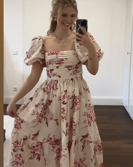 lesbian feet onlyfans free naked pictures