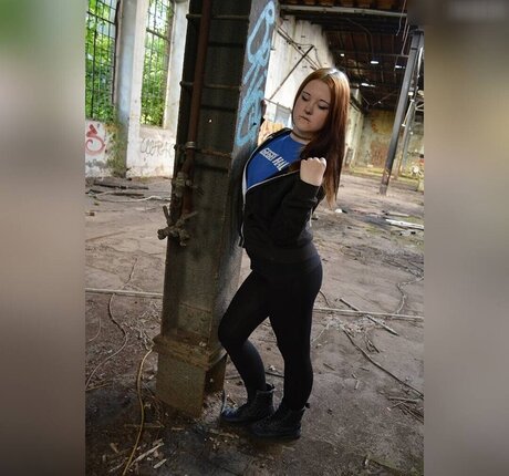 Laura Knoblauch porn model img