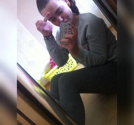 Laura Knoblauch model nice galleries