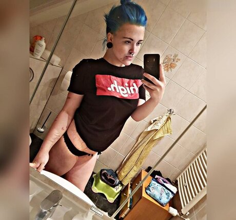 Laura Knoblauch pornstar high quality photos