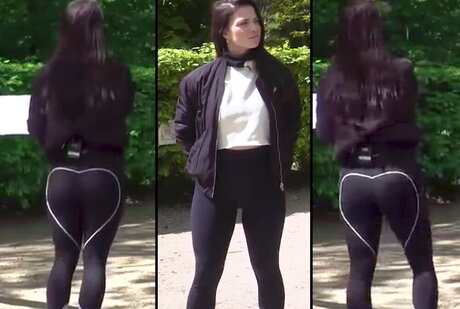 FreakinMagical pornstar xxx photos