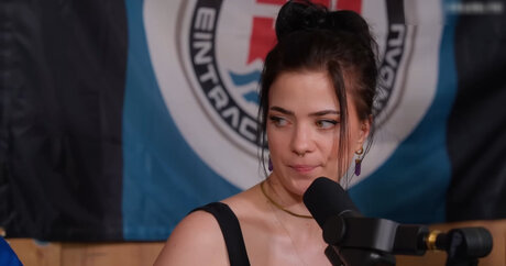 FreakinMagical adult star photo