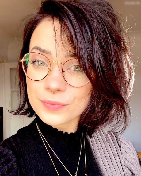 young onlyfans pornographic galleries