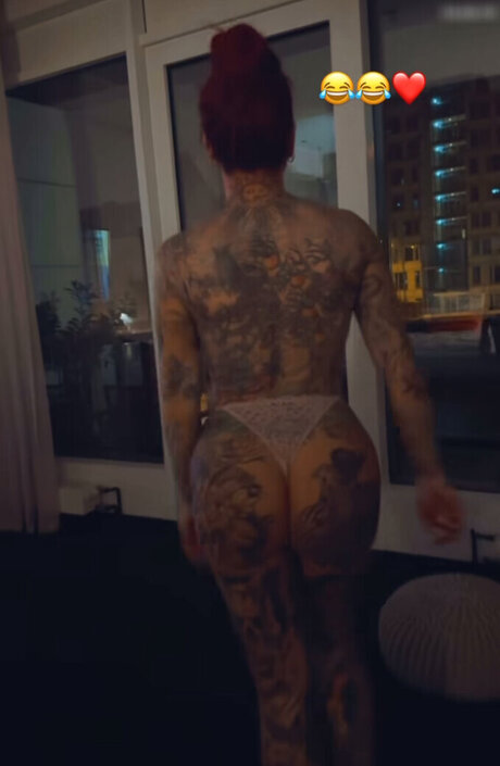 Kate Merlan star exclusive gallery