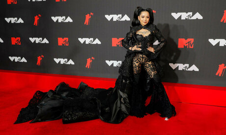 Bella Poarch sex star pics