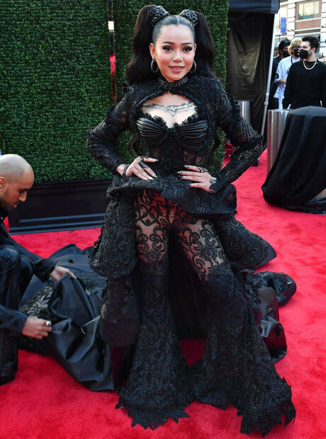 Bella Poarch model sex picture