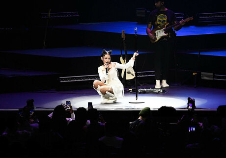 Bella Poarch pornstar sexy gallery