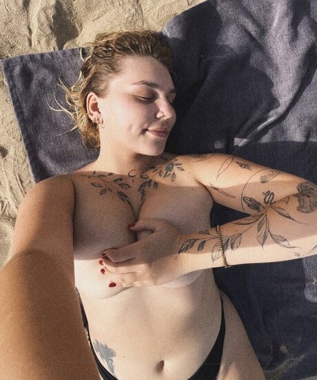 gym leggings onlyfans free sexy picture