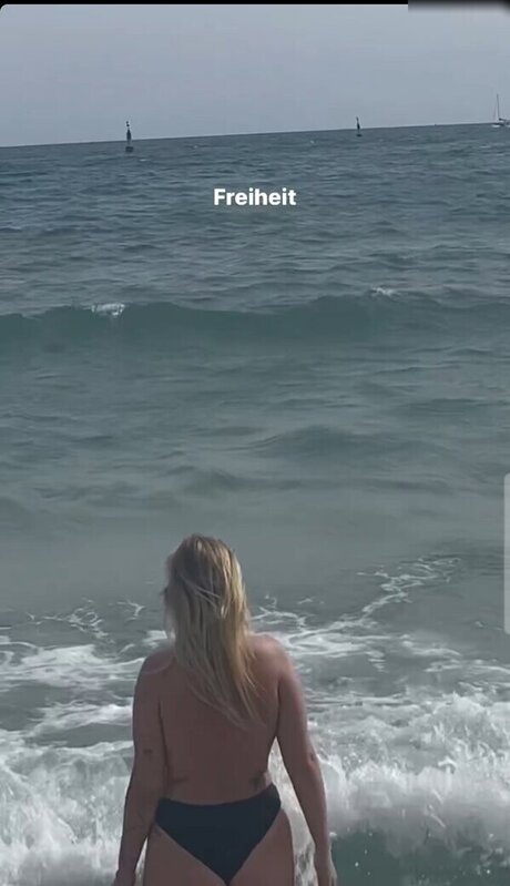 Viky kid model pornographic images