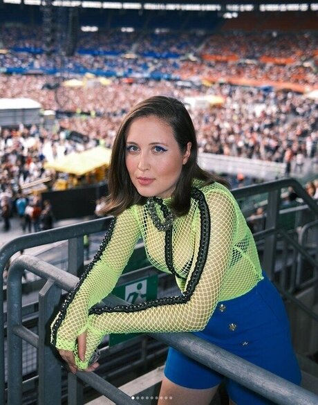 Alice Merton naked pornstar archive