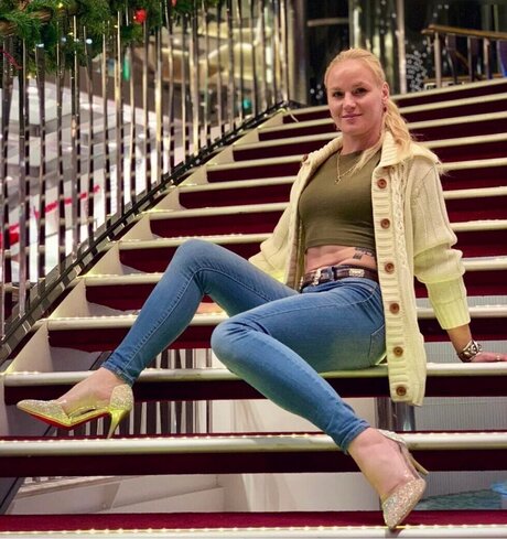 Valentina Shevchenko erotic actress img