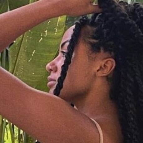 perfect shemale onlyfans pornos image