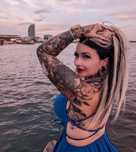 Lyn k44 model porn photos