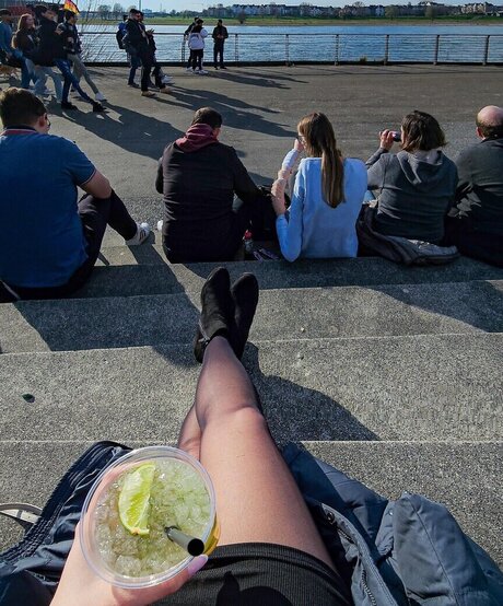 Sarah Milkowski nice star pic