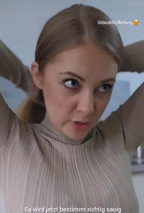 Sarah Milkowski hd star picture