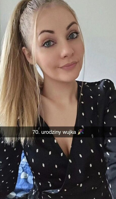 Sarah Milkowski star pretty galleries