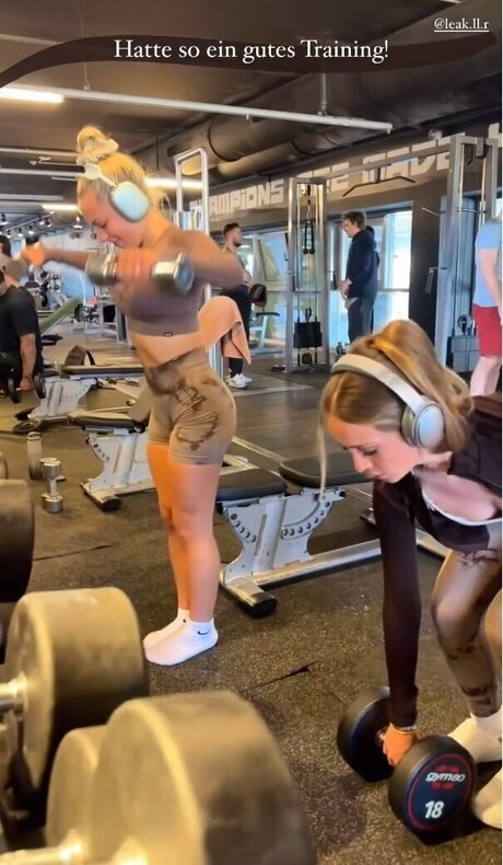 female orgasm onlyfans porno photo