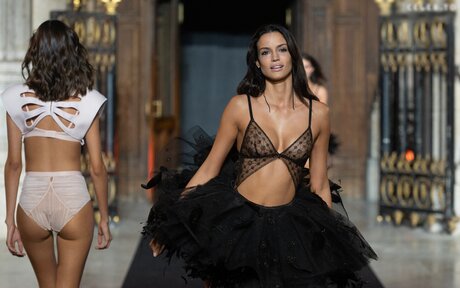 natural onlyfans pornographic pics