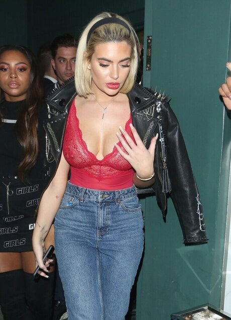 cuckold feet onlyfans hot images