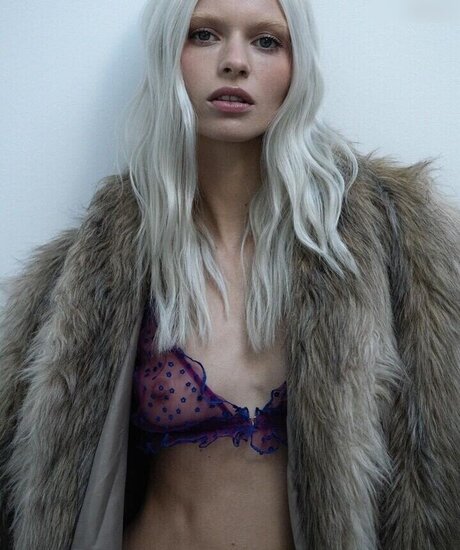 curly ebony onlyfans pornographic pics