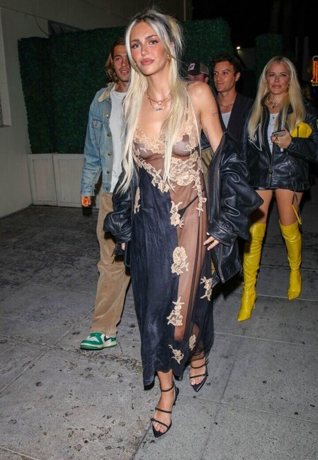 hot mature onlyfans naked images