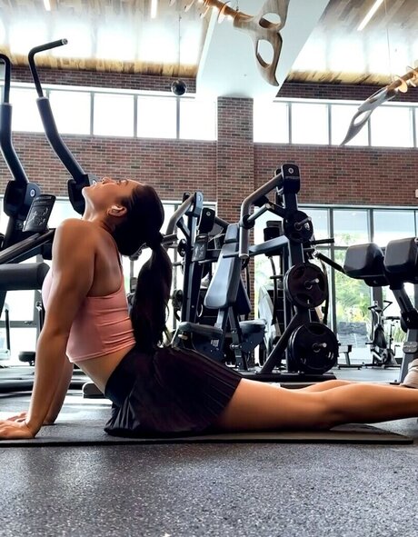 Jenny Chiu beautiful pornstar pic