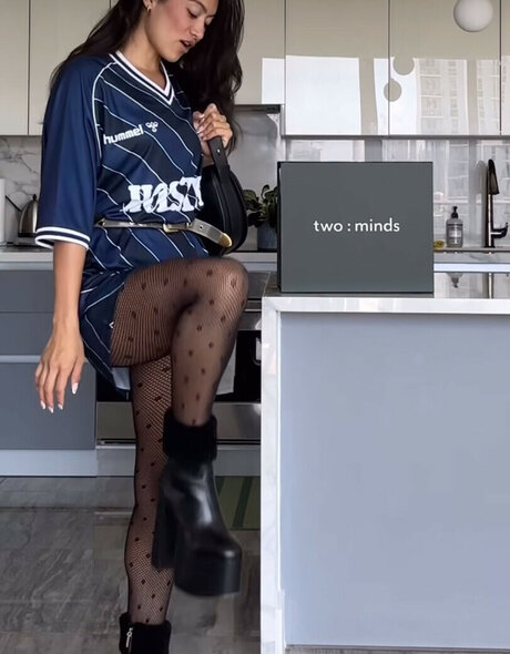 Jenny Chiu sex model img