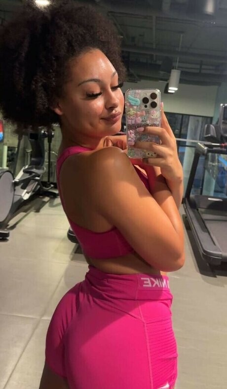 veondremitchell naked star pictures