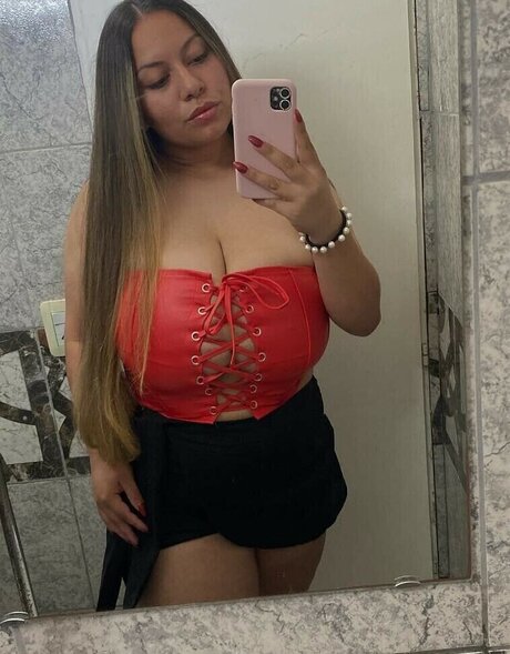 Yessi Sabatino erotic model gallery