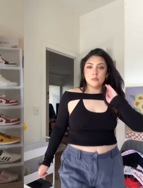 ASMR JADE exclusive model galleries